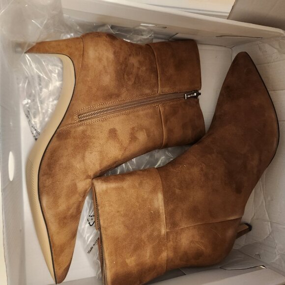 Calvin Klein Brown Suede Leather "Gentell" Booties. NIB. Size 10 - Picture 11 of 12